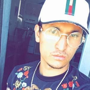 Meet your Posher, Jamal